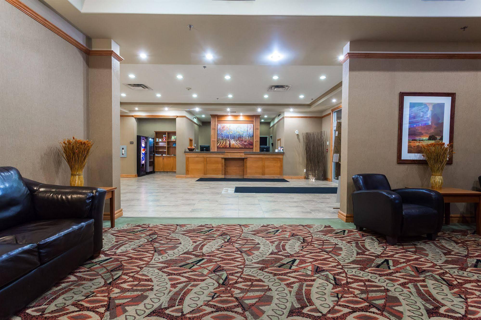 Days Inn & Suites By Wyndham Edmonton Airport Leduc Buitenkant foto